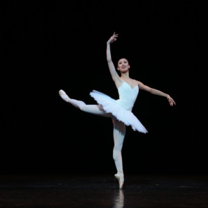 Ako Kondo in Suite en Blanc.  Photo courtesy of the Australian Ballet.
